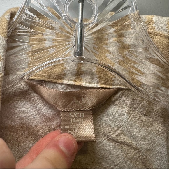 White Stag Tan/Cream Animal Print Short Sleeve Button Up Top size S - Picture 2 of 8